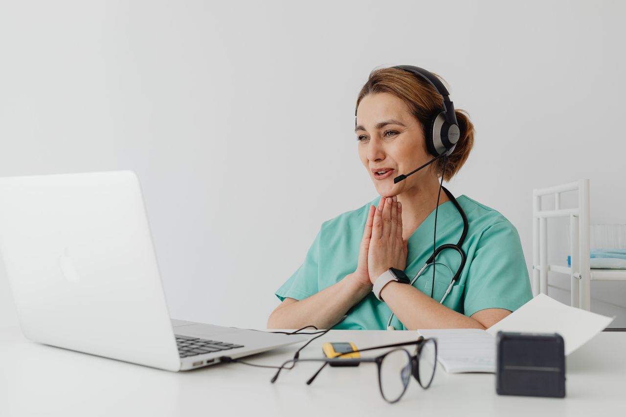 healthcare call center software